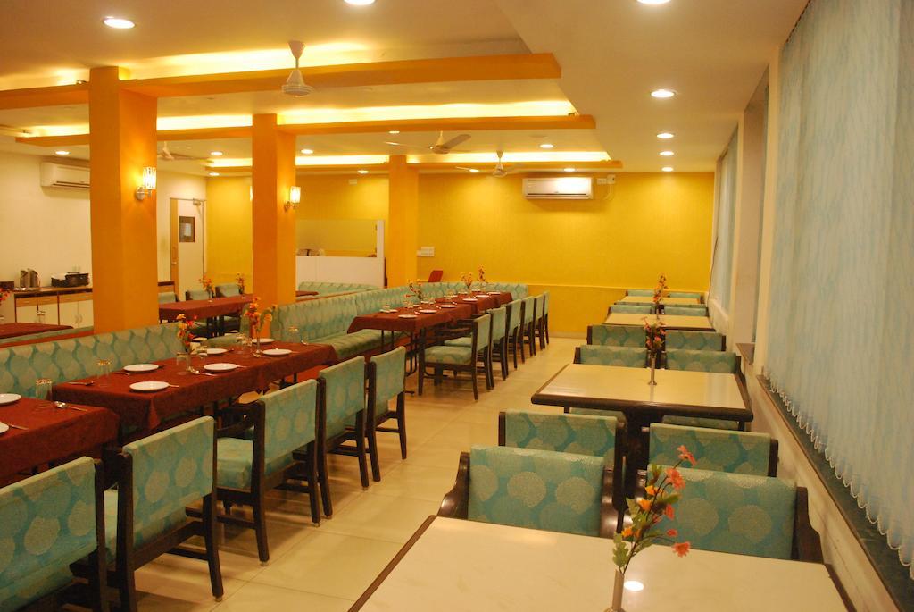 Hotel Sagar Kinara Mālvan 외부 사진