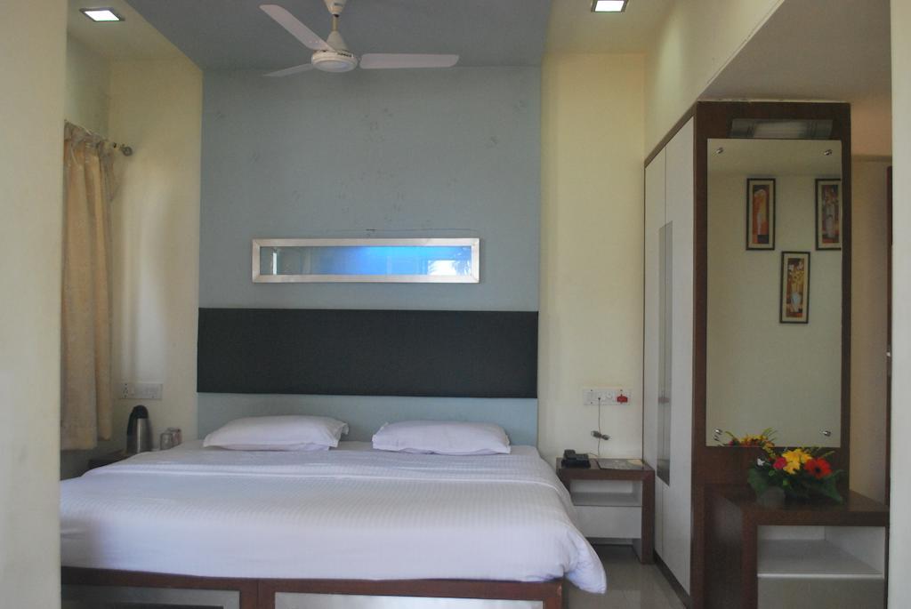 Hotel Sagar Kinara Mālvan 객실 사진